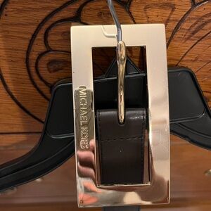 Michael Kors belt with statement buckle in excellent condition